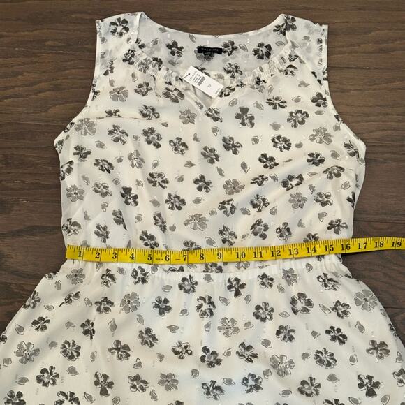 Talbots Floral White/Gray/ Silver Sleeveless Fit and Flare Dress Size 10 NWT - Picture 7 of 8